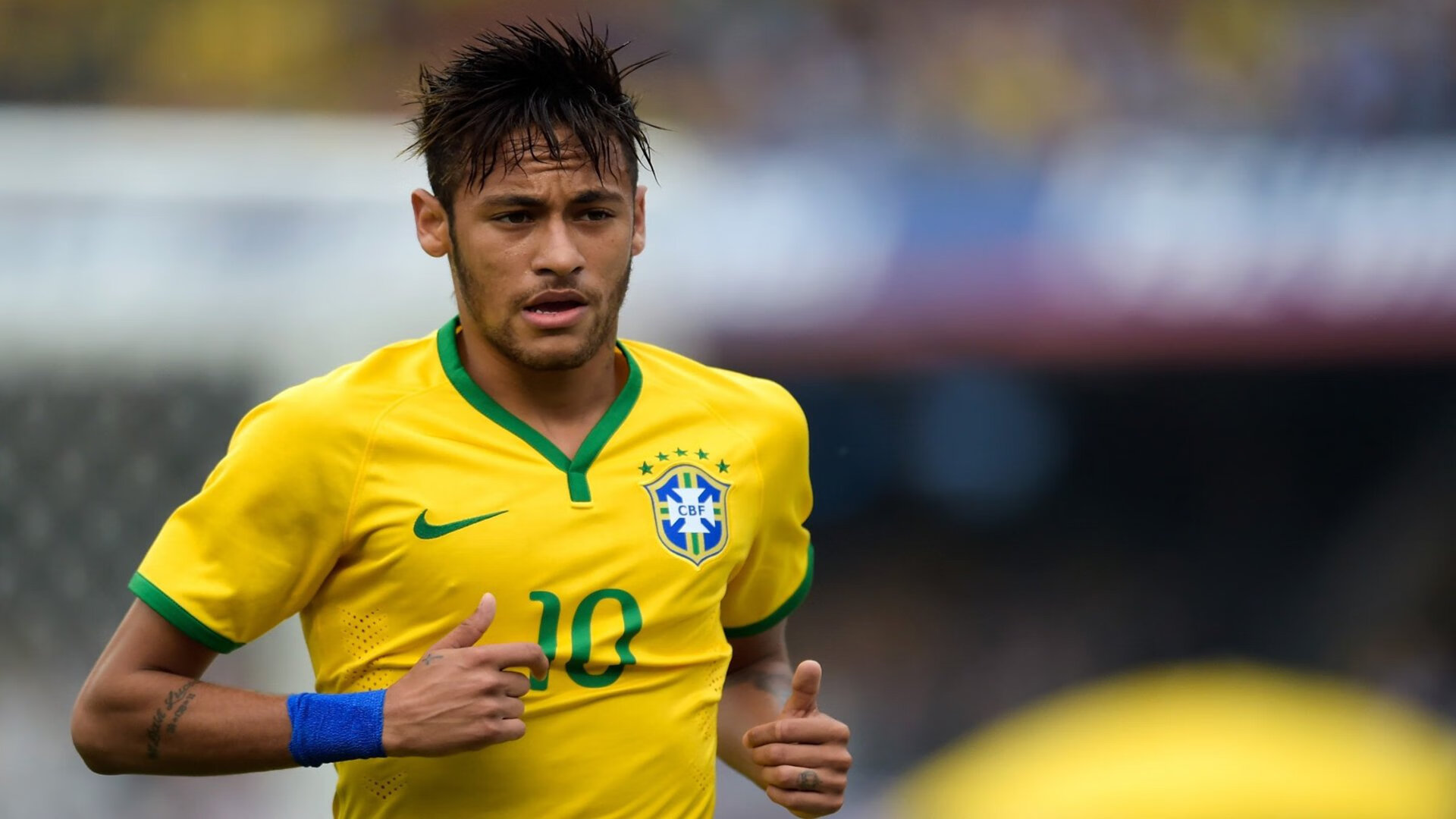 中国田径新星闪耀亚洲锦标赛 男子百米破纪录夺冠