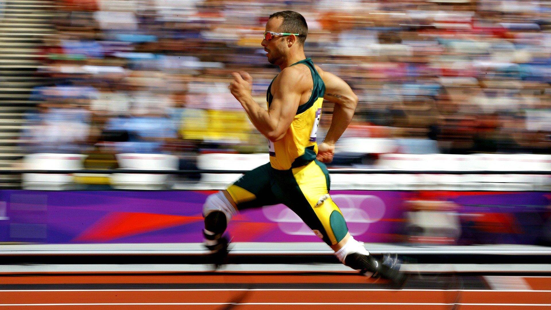 纳达尔鏖战五盘险胜德约科维奇 法网半决赛上演史诗级对决