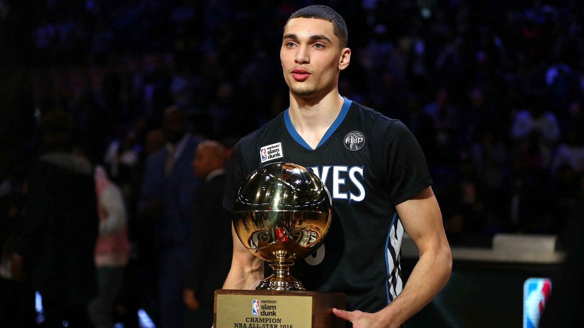 激烈角逐！全国田径锦标赛接力赛上演巅峰对决