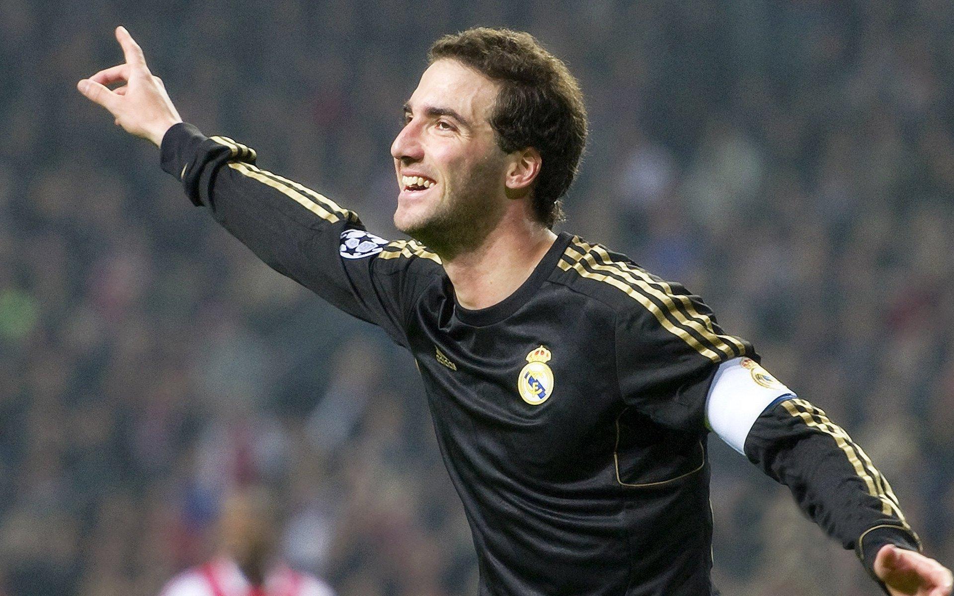 塞韦里奥圆梦顶级联赛却陷战火阴云,乌克兰赛场上的喜忧参半